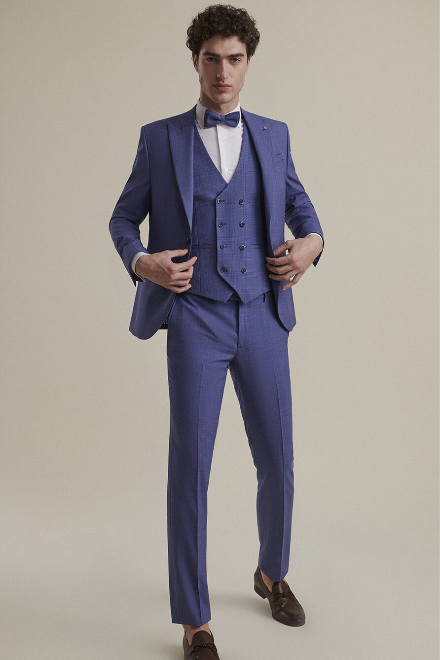 1a abito-vestito-cerimonia-completo-uomo-carta-zucchero-blu-avio-gilet-doppio-petto-roberto-vicentti-nuove-collezioni