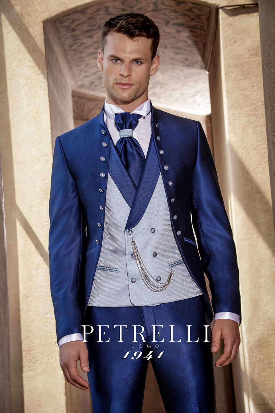 pigal-boutique-bergamo-atelier-vestito-sposo-abito-completo-blu-navy-gilet-grigio-perla-accessori-nuove-collezioni-C40015B_C_24300_S24_(270)_PETRELLI
